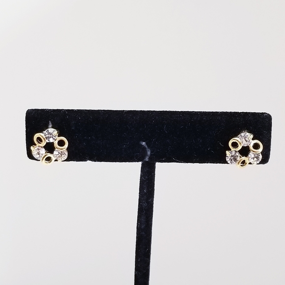 Flower Stud Earrings for LittleGirl's. 18K Gold Plated. New - Picture 2 of 5